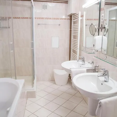 Orlik Otel Kozarovice